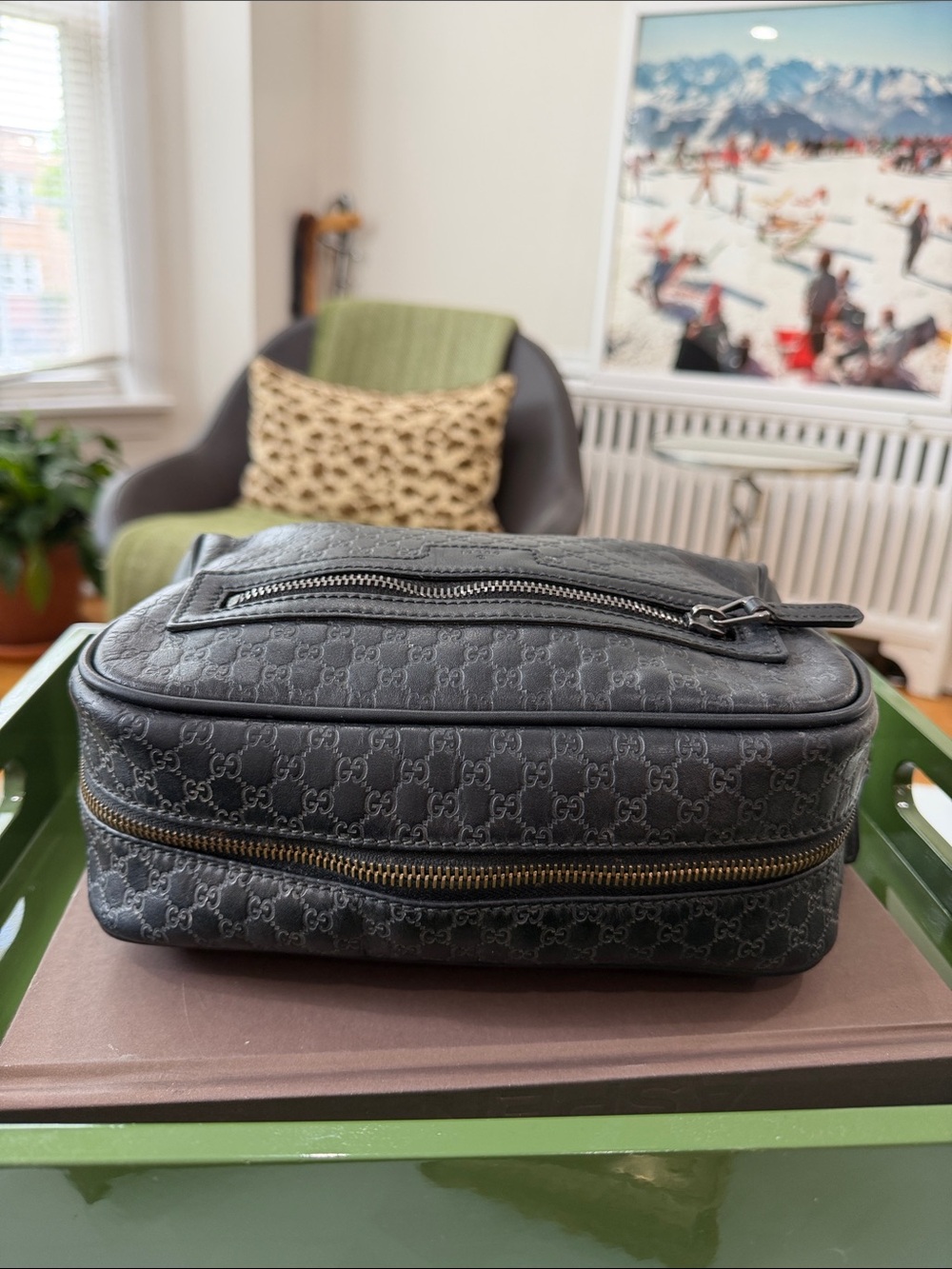 Authentic Gucci Black GG-Embossed Leather Toiletry Pouch with Silver-Tone Zip - Picture 5 of 10